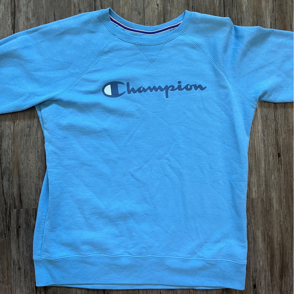 Women’s Champion Light Blue Sweatshirt